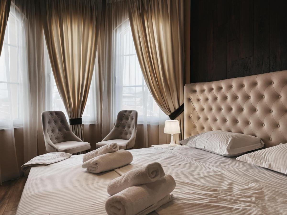 Amansar Boutique Hotel Tirana Exteriör bild
