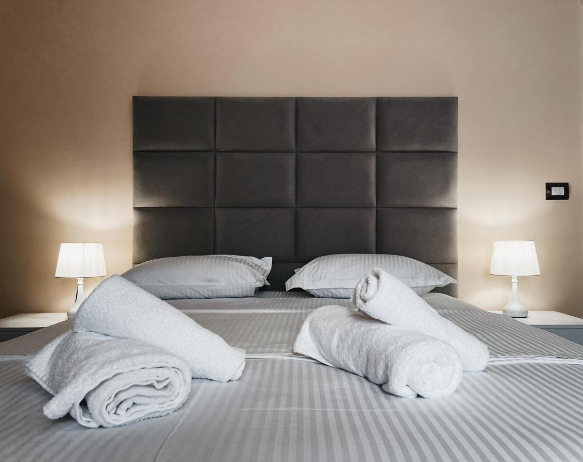 Amansar Boutique Hotel Tirana Exteriör bild