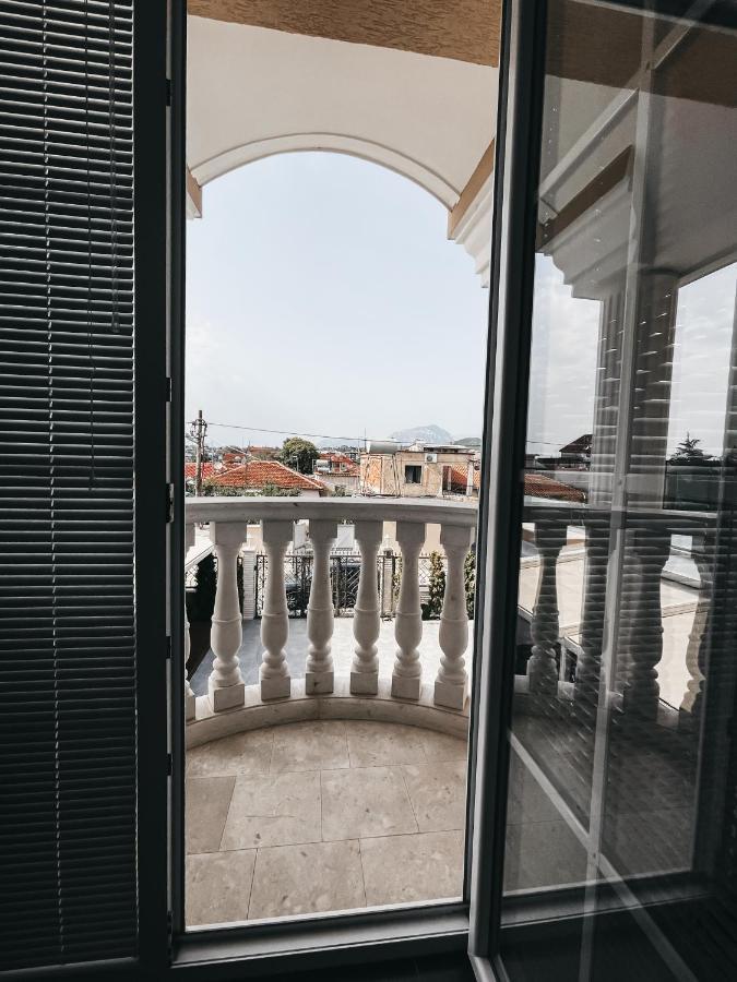 Amansar Boutique Hotel Tirana Exteriör bild