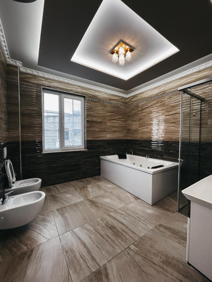 Amansar Boutique Hotel Tirana Exteriör bild